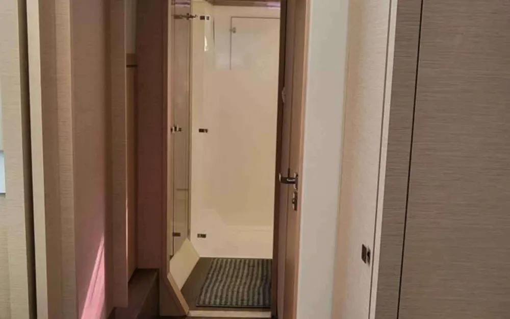 slider 5 Fountaine Pajot Lucia 40