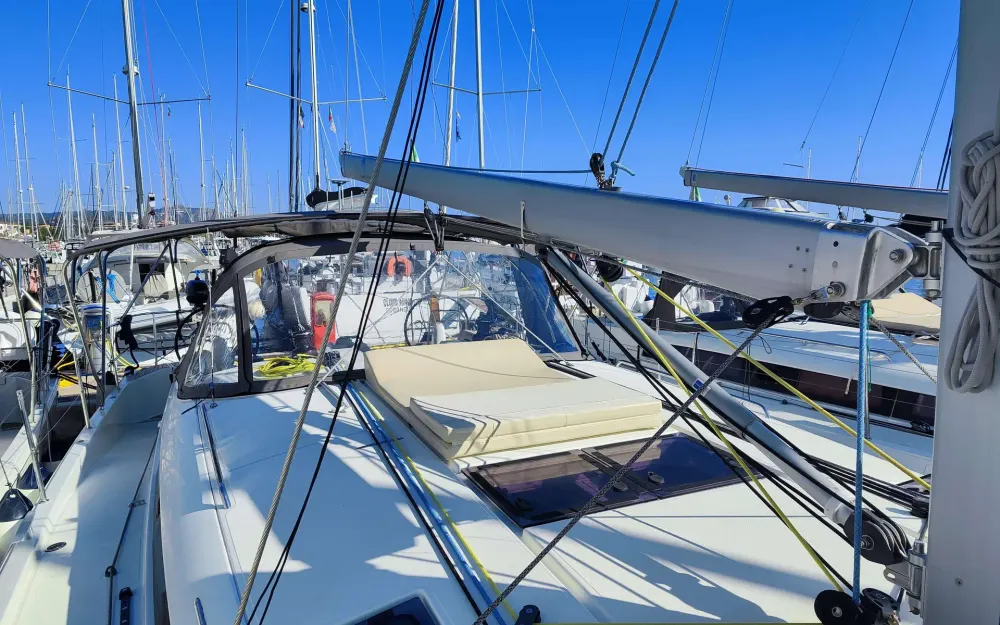 slider 23 Jeanneau Sun Odyssey 490