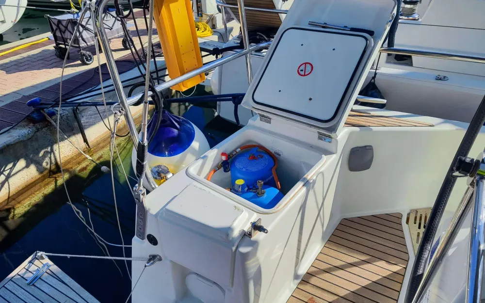 slider 31 Jeanneau Sun Odyssey 490