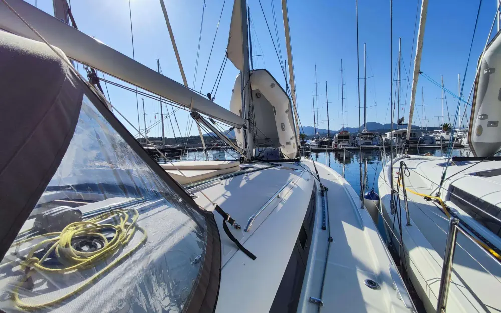 slider 3 Jeanneau Sun Odyssey 490