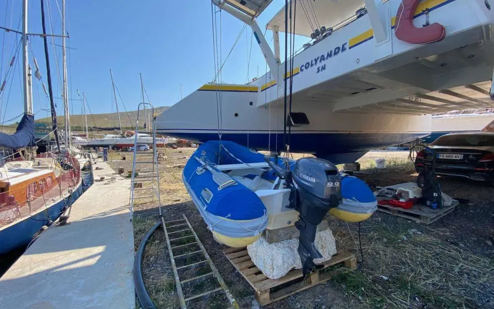 slider 21 Custom Catamaran