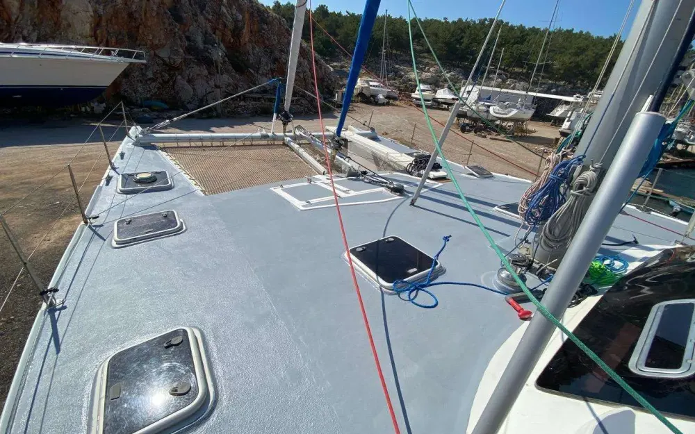 slider 23 Custom Catamaran