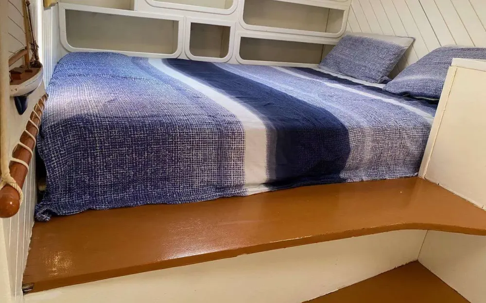 slider 26 Custom Catamaran