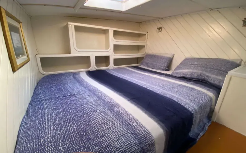 slider 30 Custom Catamaran