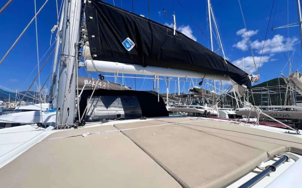 slider 23 Lagoon  40