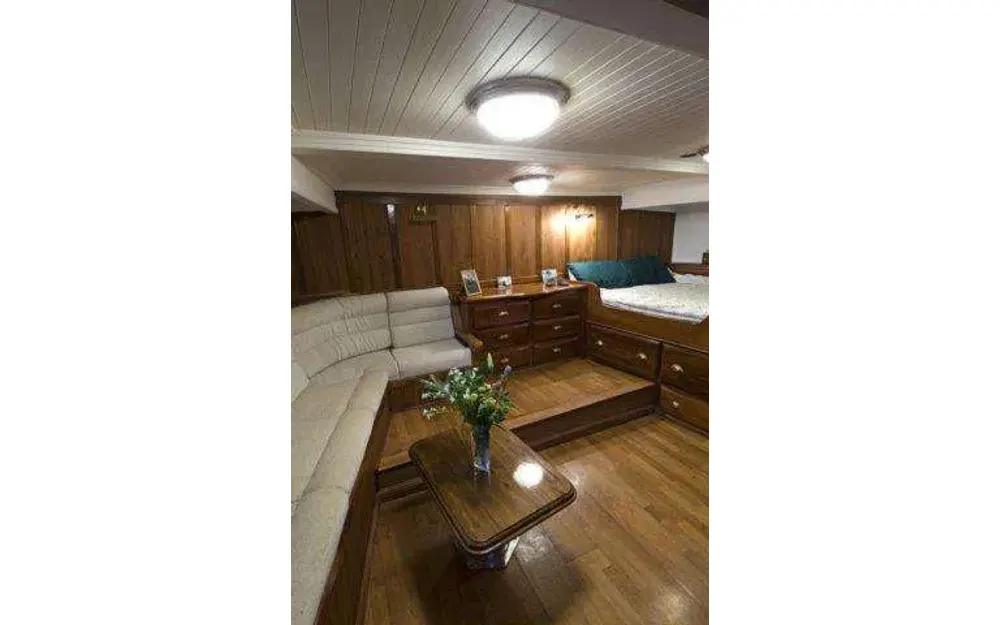 slider 13 Custom Schooner