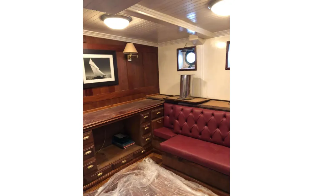 slider 19 Custom Schooner