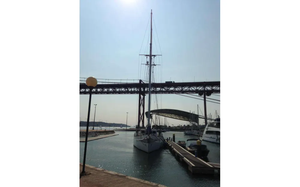 slider 20 Custom Schooner