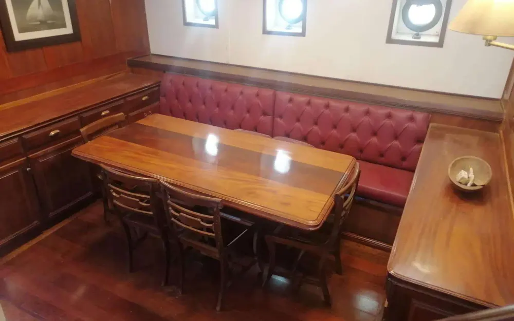 slider 22 Custom Schooner