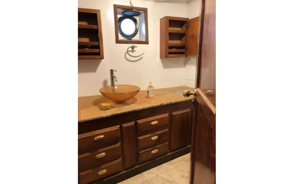 slider 8 Custom Schooner