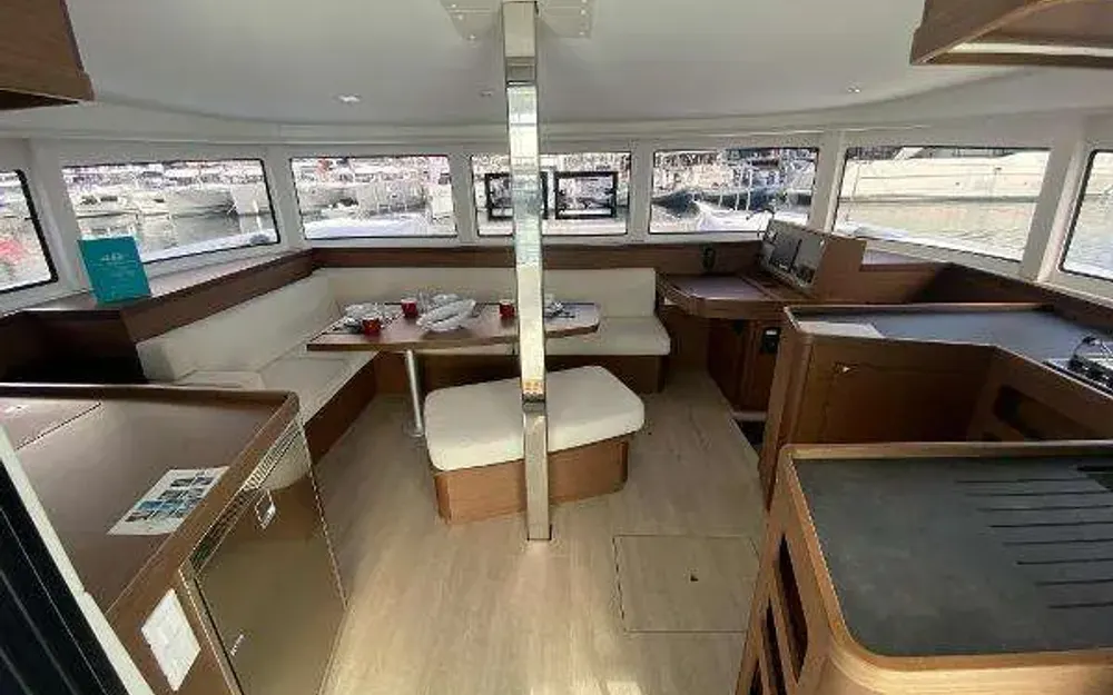 slider 16 Lagoon  42