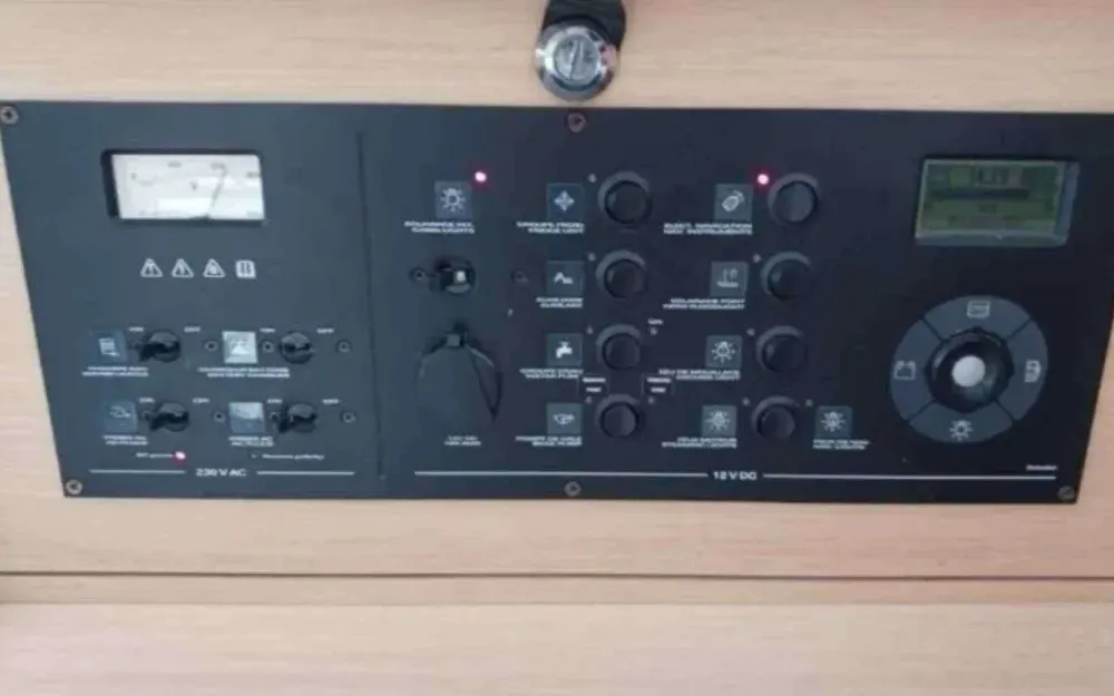 slider 10 Lagoon  400 S2