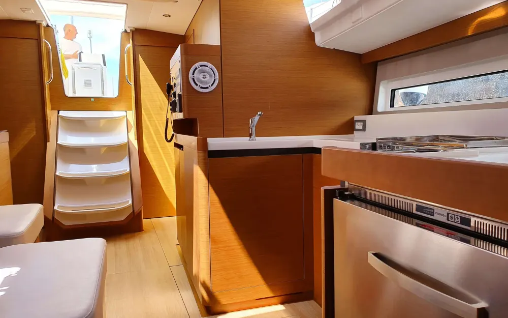 slider 15 Jeanneau Sun Odyssey 490