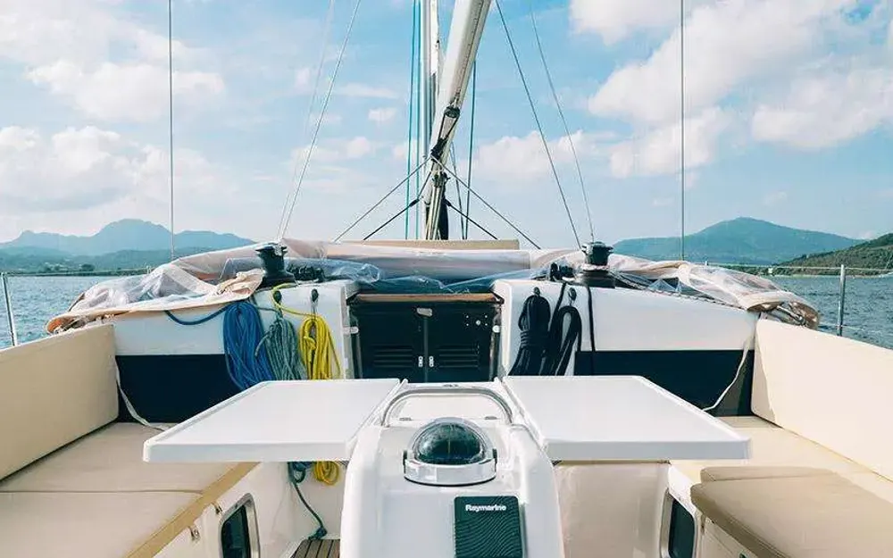 slider 6 Jeanneau Sun Odyssey 490