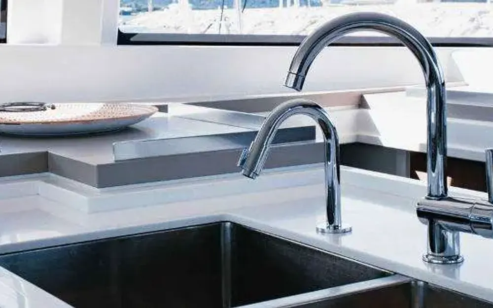 slider 1 Bali Catamarans Bali 5.4