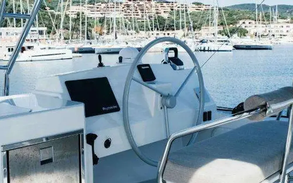 slider 2 Bali Catamarans Bali 5.4