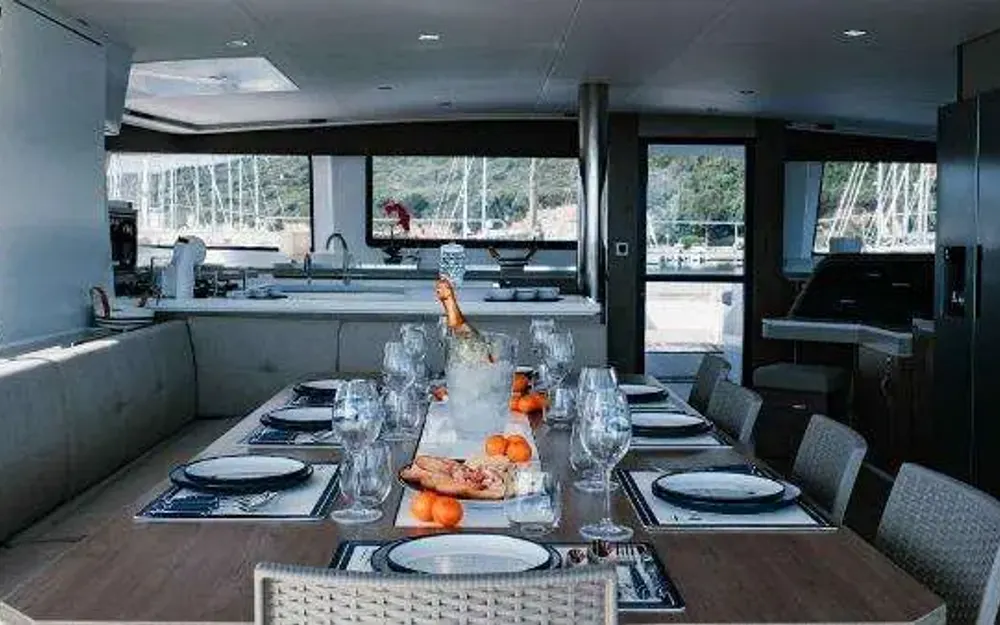 slider 5 Bali Catamarans Bali 5.4