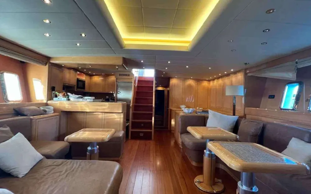 slider 11 Mangusta  80