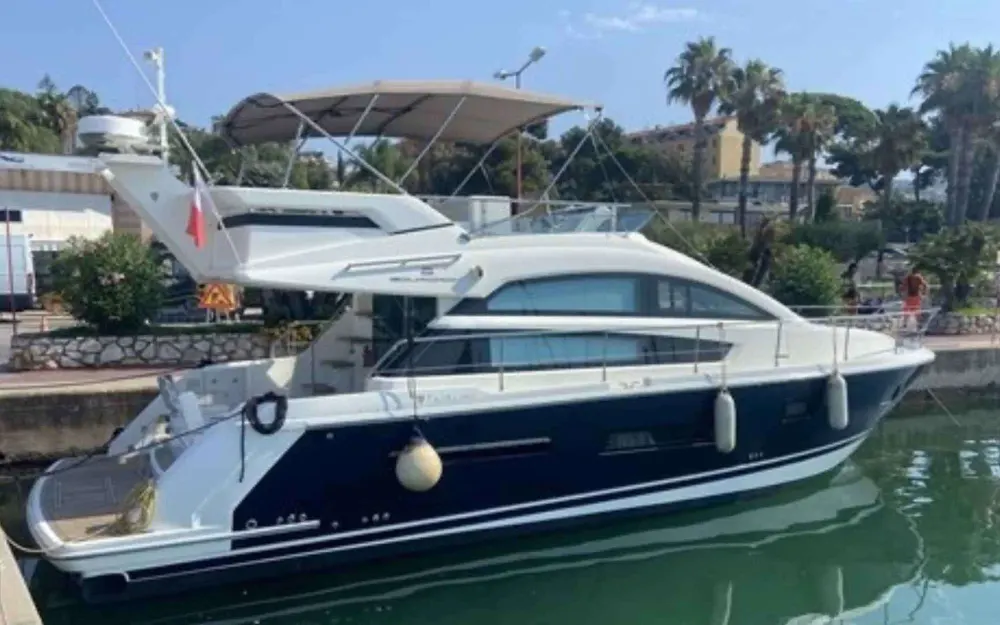 slider 21 Fairline Squadron 42