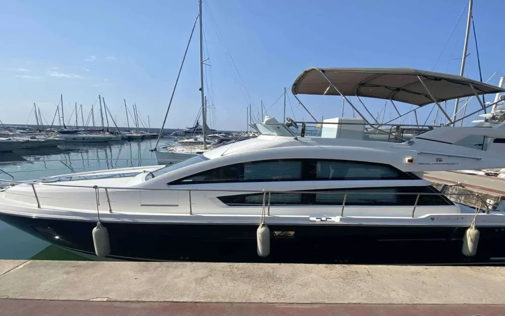 slider 4 Fairline Squadron 42