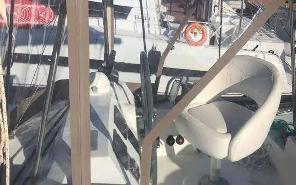 slider 10 Bali Catamarans Bali 4.3