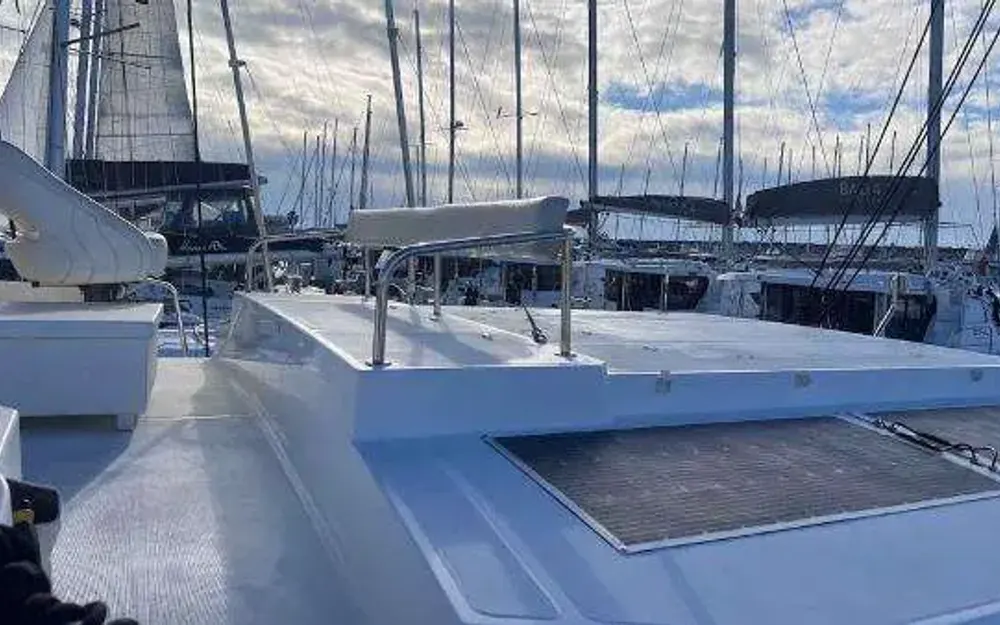slider 13 Bali Catamarans Bali 4.3