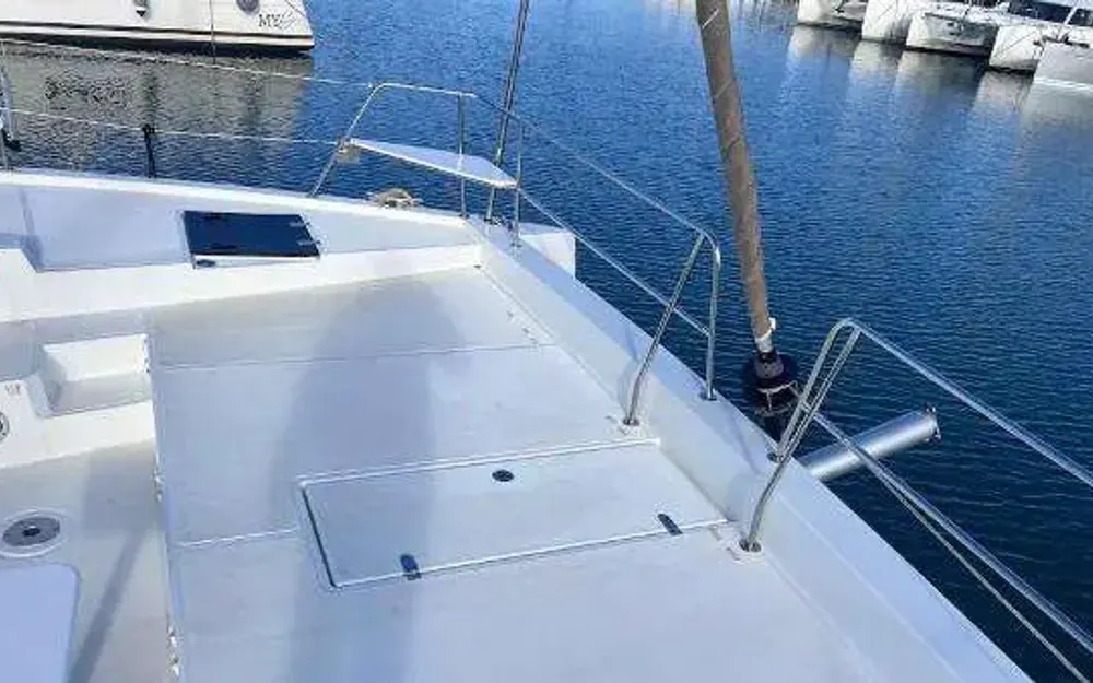 slider 3 Bali Catamarans Bali 4.3