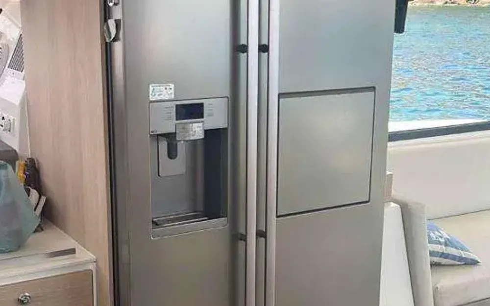 slider 6 Bali Catamarans Bali 4.3