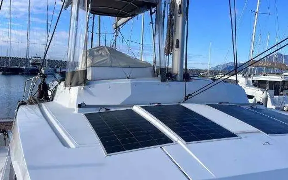 slider 7 Bali Catamarans Bali 4.3