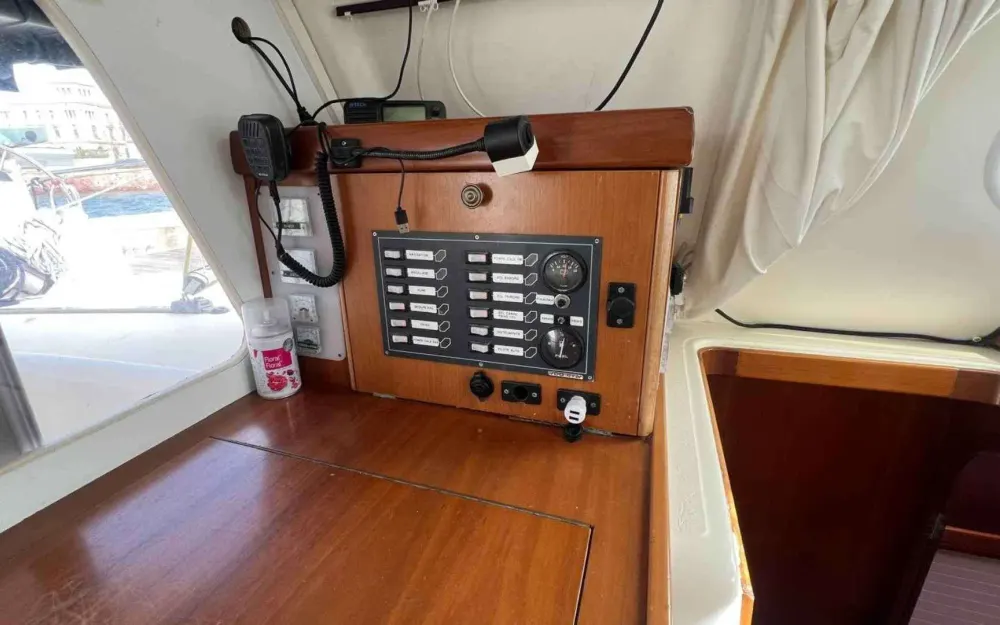 slider 2 Nautitech  40