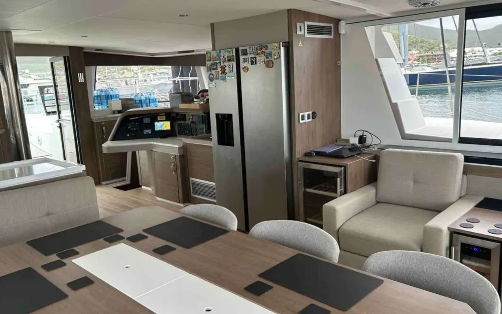 slider 25 Bali Catamarans Bali 5.4