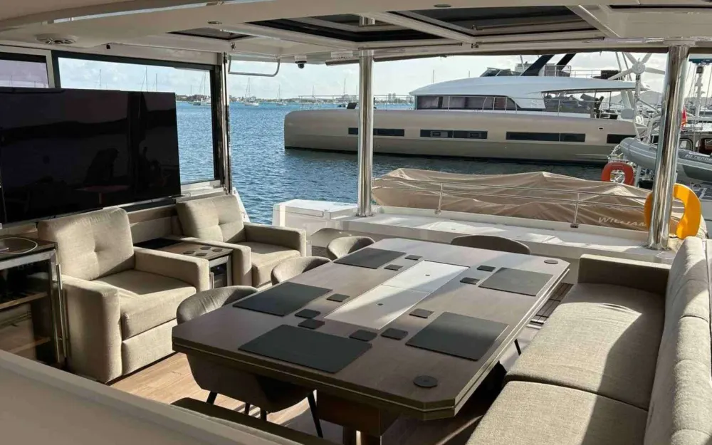 slider 8 Bali Catamarans Bali 5.4