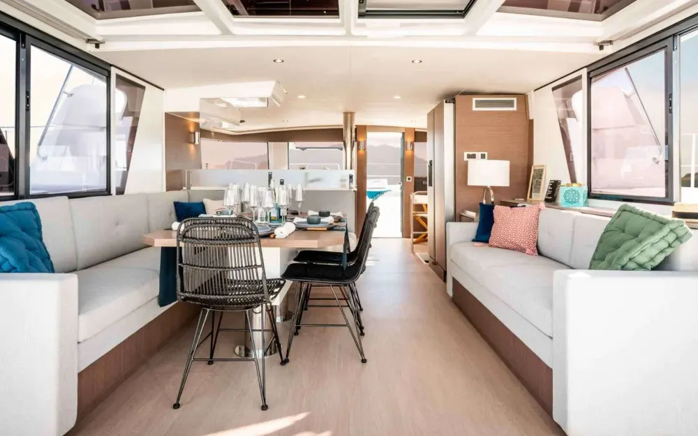 slider 11 Bali Catamarans Bali 4.6