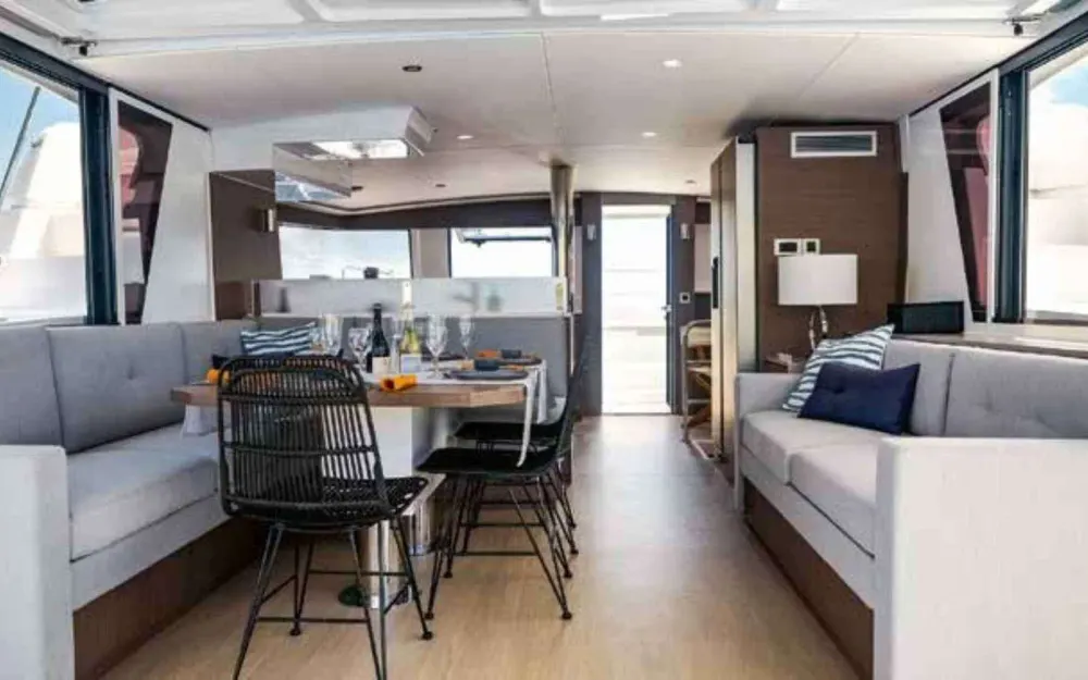 slider 4 Bali Catamarans Bali 4.6