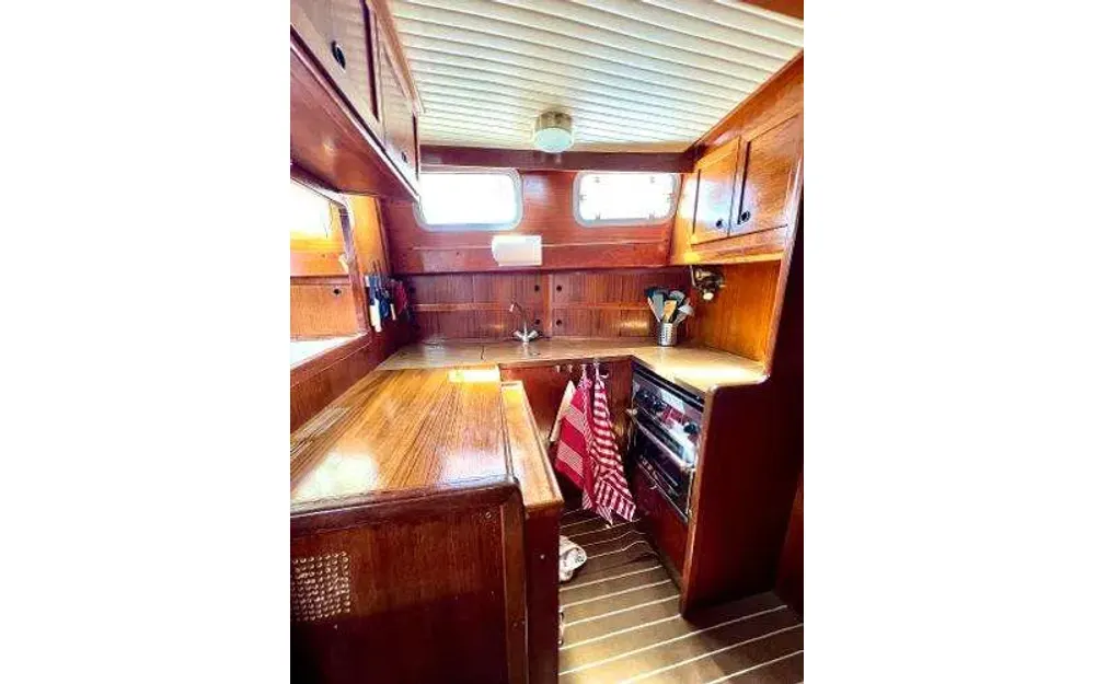 slider 14 Siltala Yachts Nauticat 44