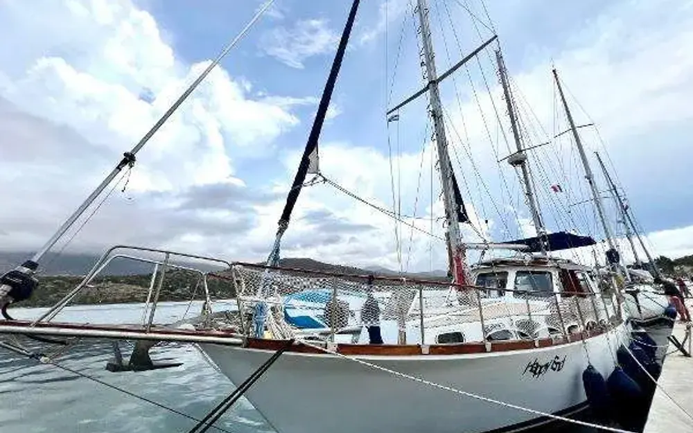 slider 1 Siltala Yachts Nauticat 44