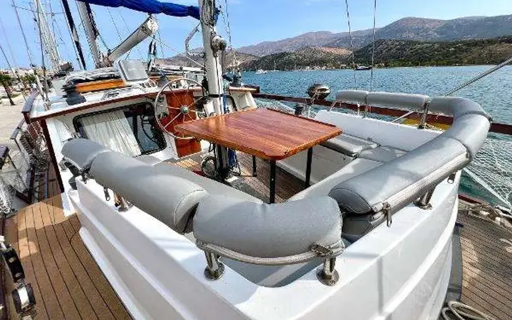 slider 24 Siltala Yachts Nauticat 44