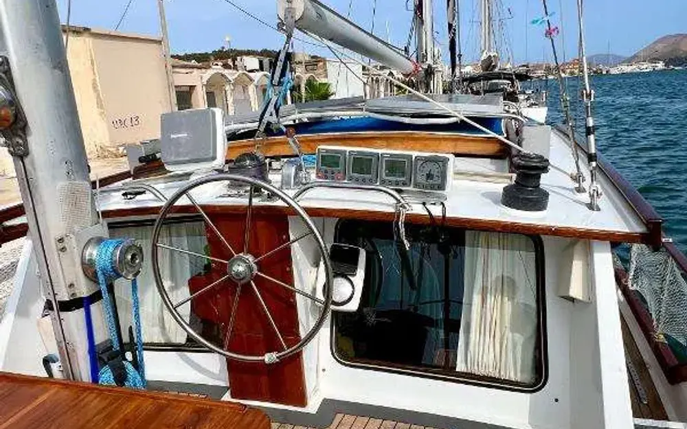 slider 6 Siltala Yachts Nauticat 44