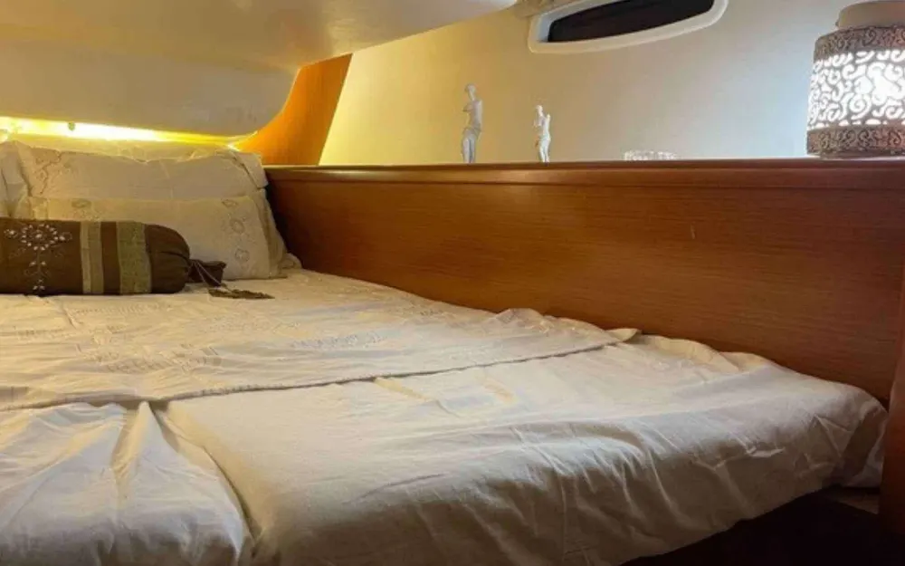 slider 13 Beneteau Oceanis 43