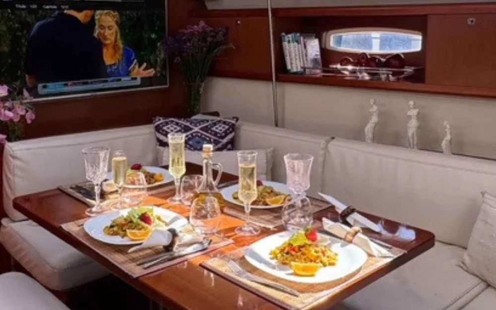 slider 27 Beneteau Oceanis 43
