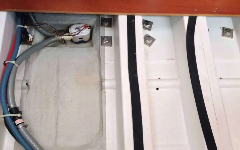 slider 33 Beneteau Oceanis 43