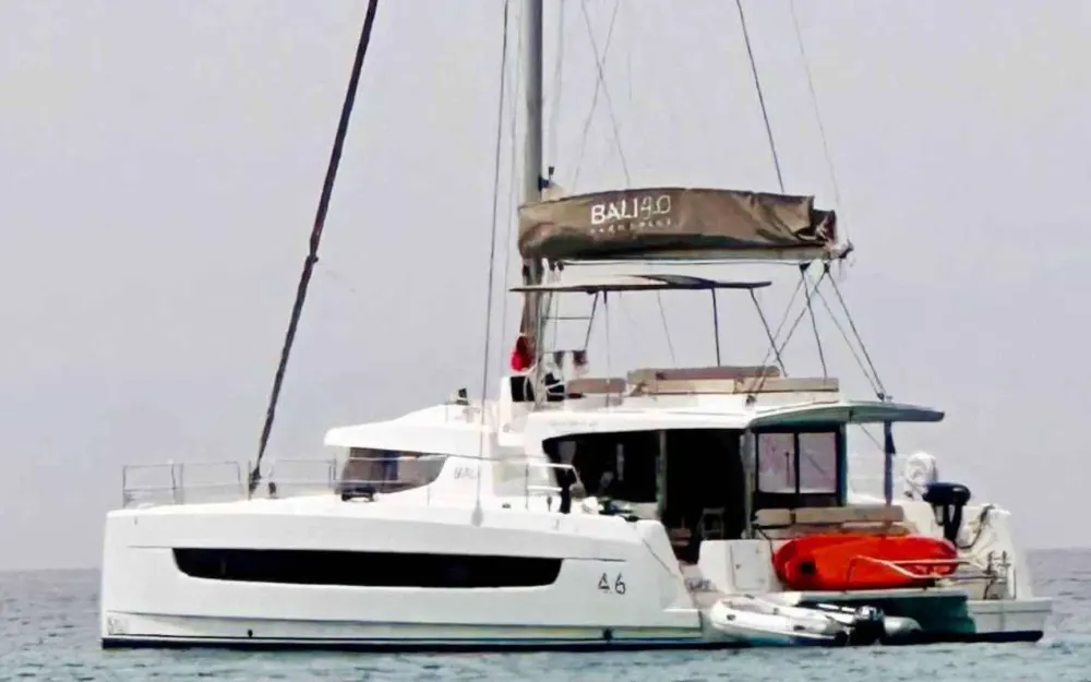 slider 0 Bali Catamarans Bali 4.6