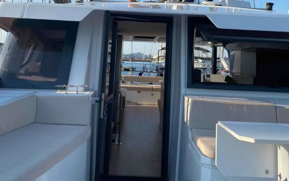 slider 13 Bali Catamarans Bali 4.6