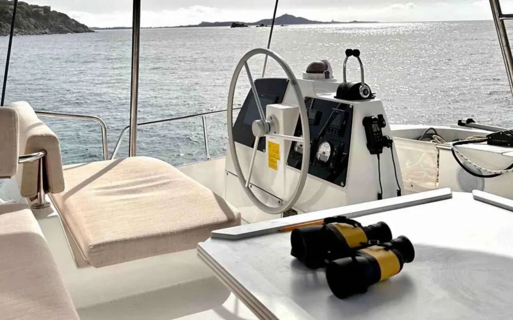 slider 8 Bali Catamarans Bali 4.6