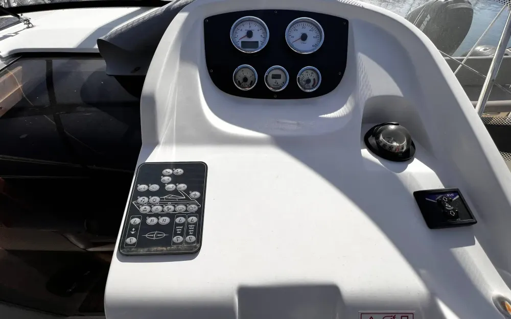 slider 8 Bavaria Sport 28