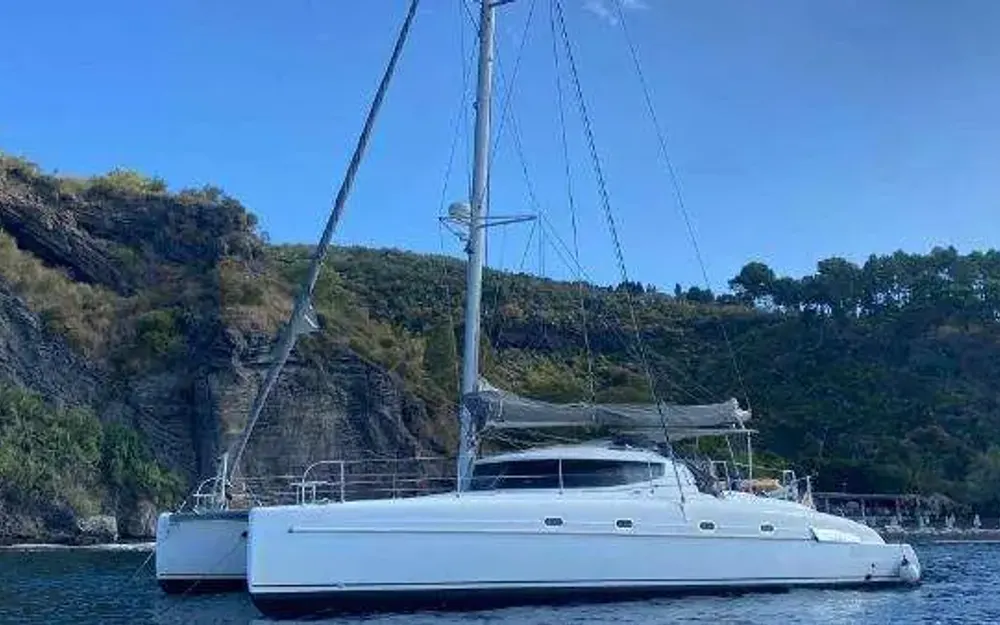 slider 9 Fountaine Pajot Bahia 46
