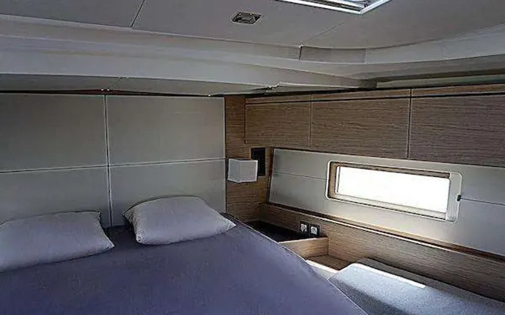 slider 10 Beneteau Oceanis 51.1