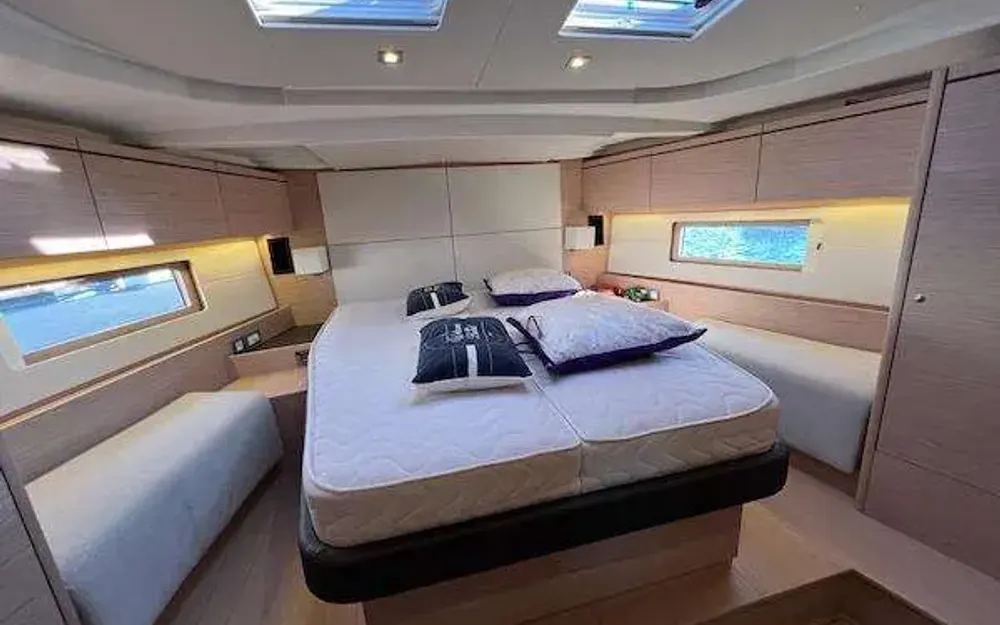 slider 11 Beneteau Oceanis 51.1