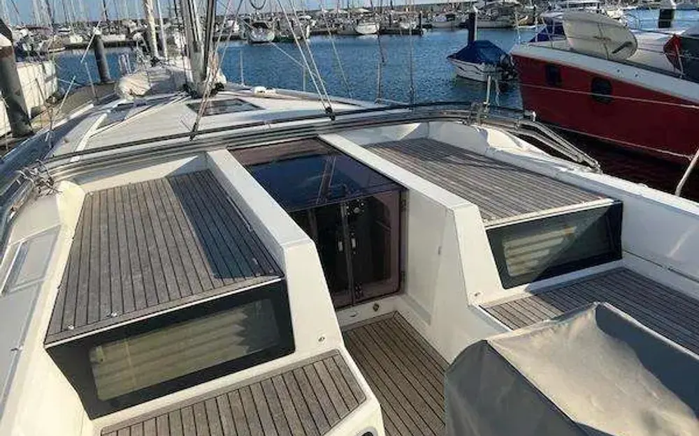 slider 32 Beneteau Oceanis 51.1