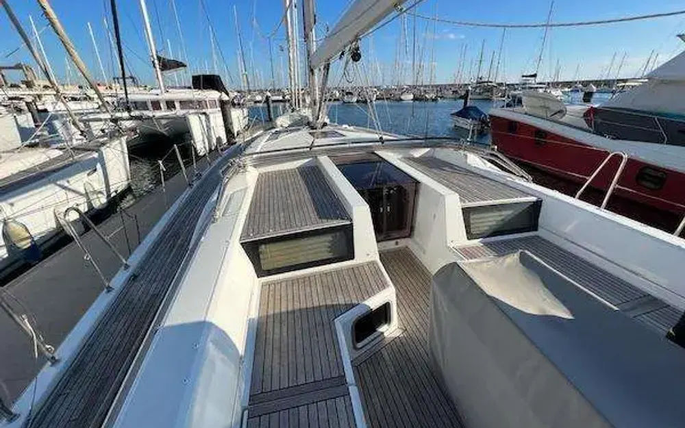 slider 37 Beneteau Oceanis 51.1